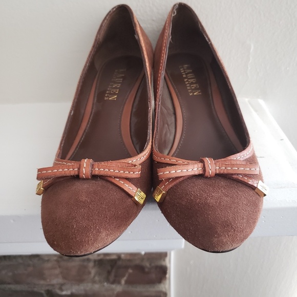 Ralph Lauren Brown Suede Wedge Pumps Size 9.5 - Picture 2 of 7